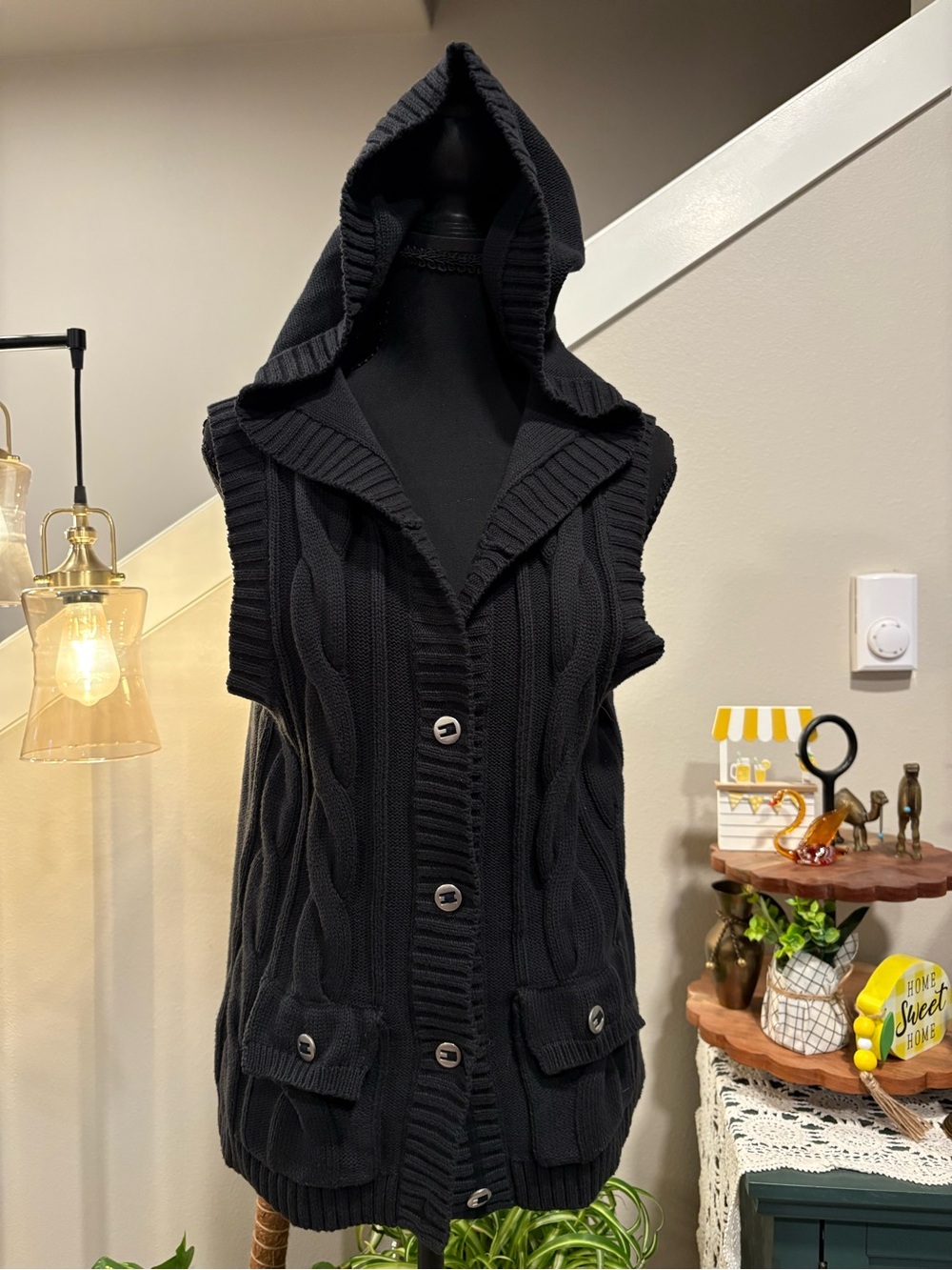 Great Northwest Clothing Company Black Hooded Cable-Knit Sleeveless Cardigan